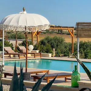 Bed & Breakfast Dimora Calauriia - Adults Only